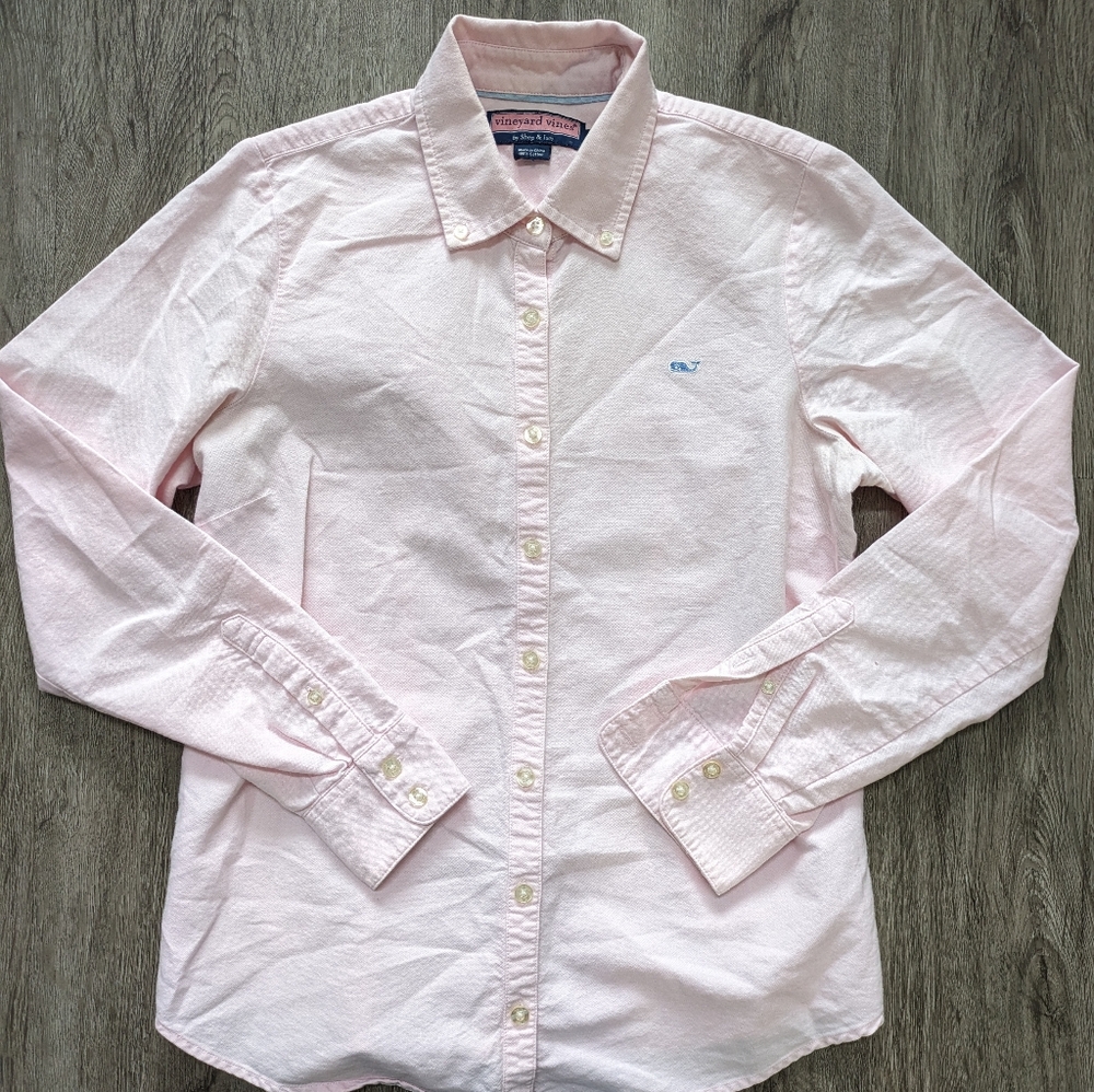 vineyard Vines,size 6 Women's pink button down